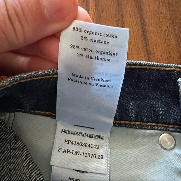 NWT Everlane Original Cheeky Jean Medium Indigo Wash size 23R - Picture 8 of 14